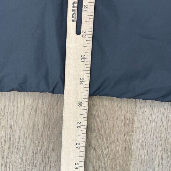 The North Face Vest Womens Medium Black Puffer Outdoor Hiking Full Zip Dome - Picture 12 of 13